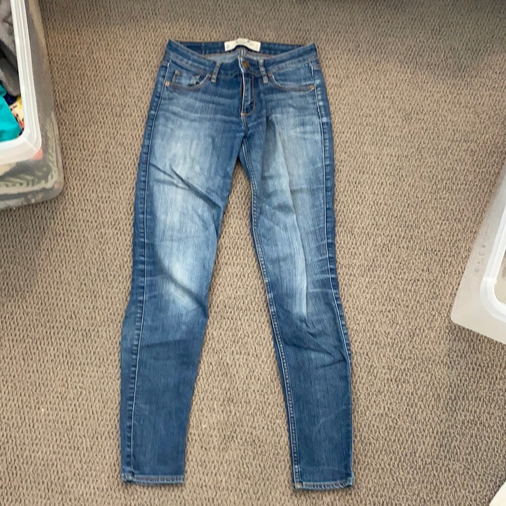 Abercrombie medium wash skinny jeans